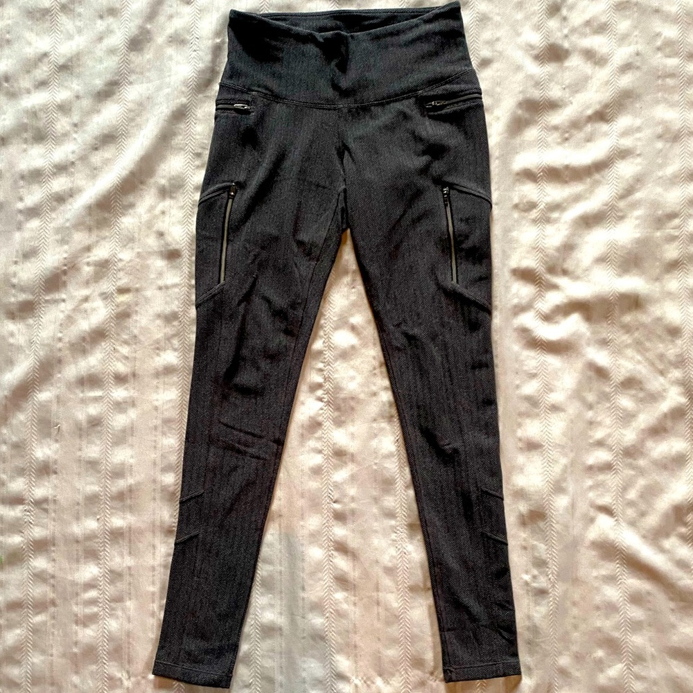Athleta Herringbone Sly Drifter Leggings with Zipper Pockets Size Small